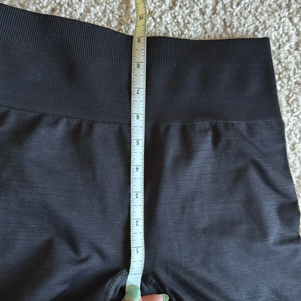 Women’s Best Black Biker Workout Shorts size Small - Picture 5 of 6